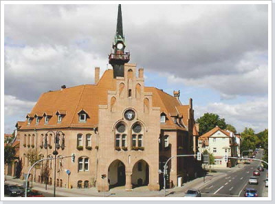 Das Nauener Rathaus im Jahr 2009.