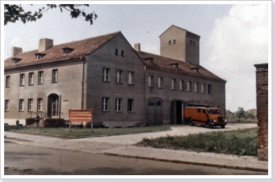 Die ehemalige Feuerwehrschule./Former fire brigade school.