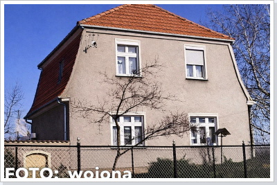 Eines der ersten festen H&auml;user auf dem Weinberg. / One from the first solid houses on the Weinberg.