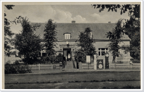 Die Ausflugsgastst&auml;tte 'Weinberg' im Jahre 1929. / The restaurant 'vineyard' in the year 1929.