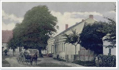 Gasthof von Ernst Senss 1907 in Niebede.