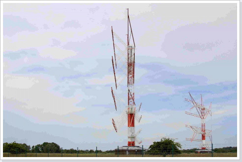 Entsprechend dem Vorbild am Dechtower Damm wurden auf dem gegen&uuml;berliegenden Gel&auml;nde vier neue Antennen im Jahre 1997 in Betrieb genommen.