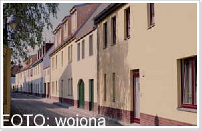 Neubauten in der Wallstra&szlig;e / New buildings in the street with name Wallstra&szlig;e.